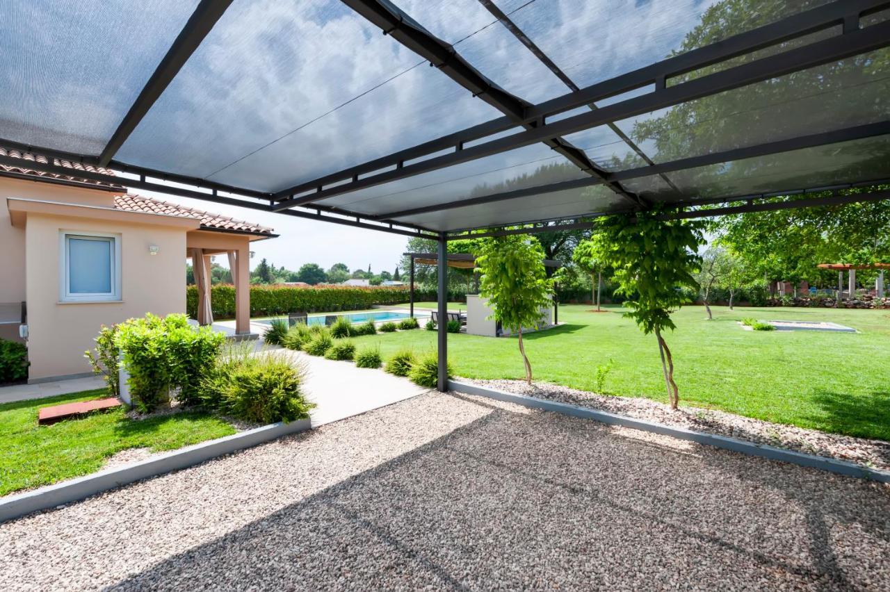 Villa Mila Ровинь Экстерьер фото
