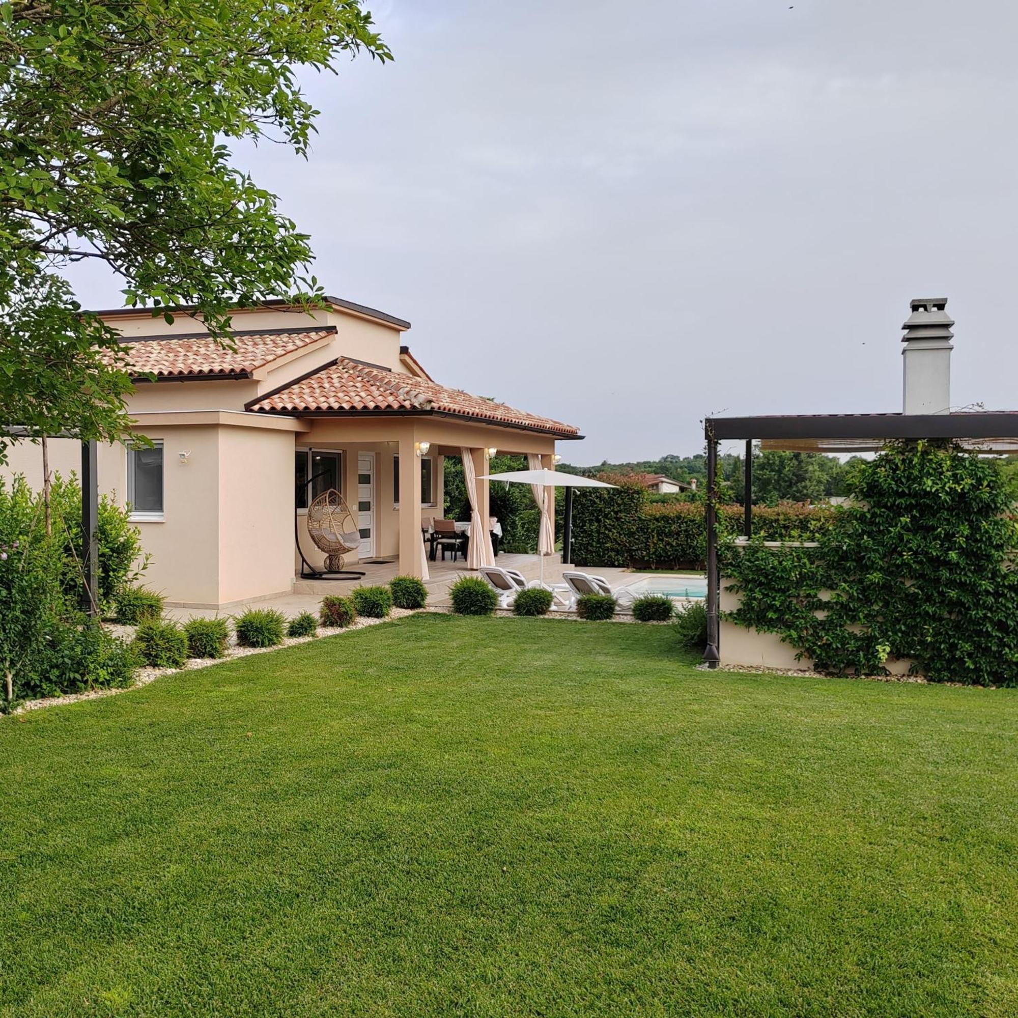 Villa Mila Ровинь Экстерьер фото